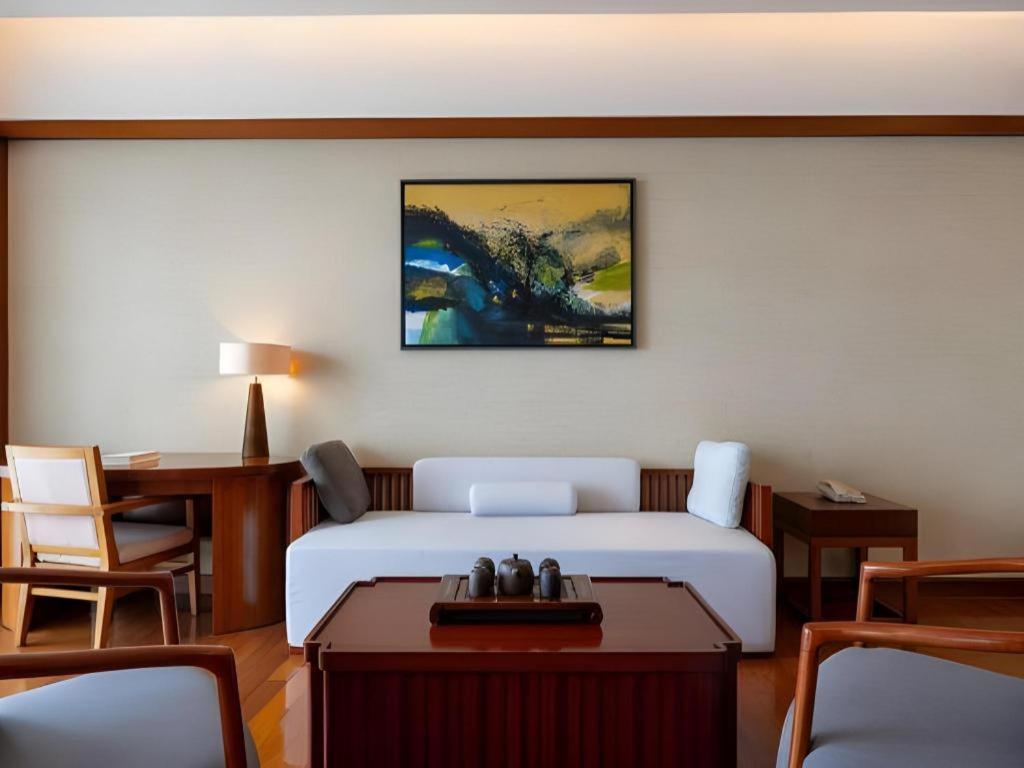 Grand Soluxe Hotel And Resort Санья Экстерьер фото